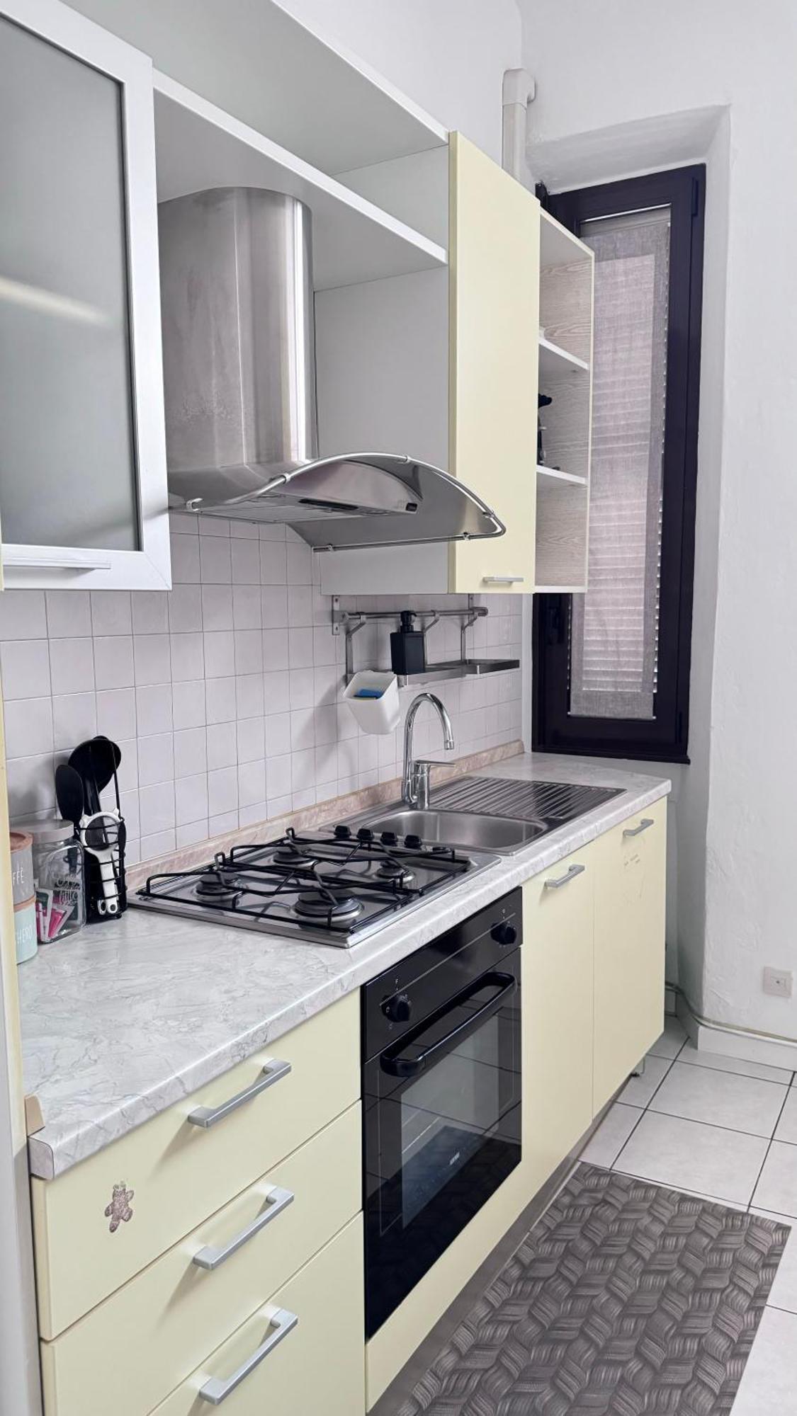 Sawasdee 37 Apartment มอนซา ภายนอก รูปภาพ